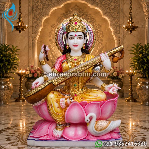 Saraswati maa statue